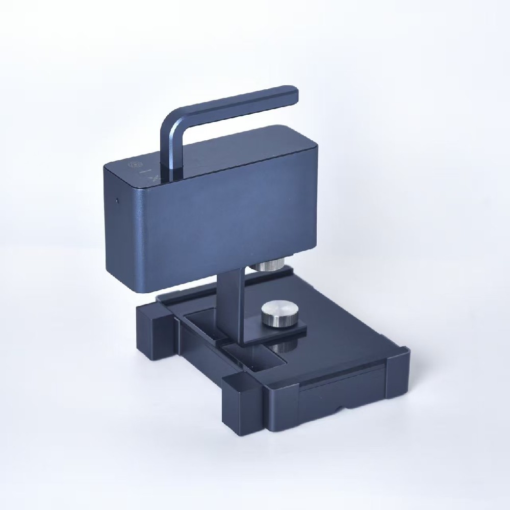 小型激光雕刻机